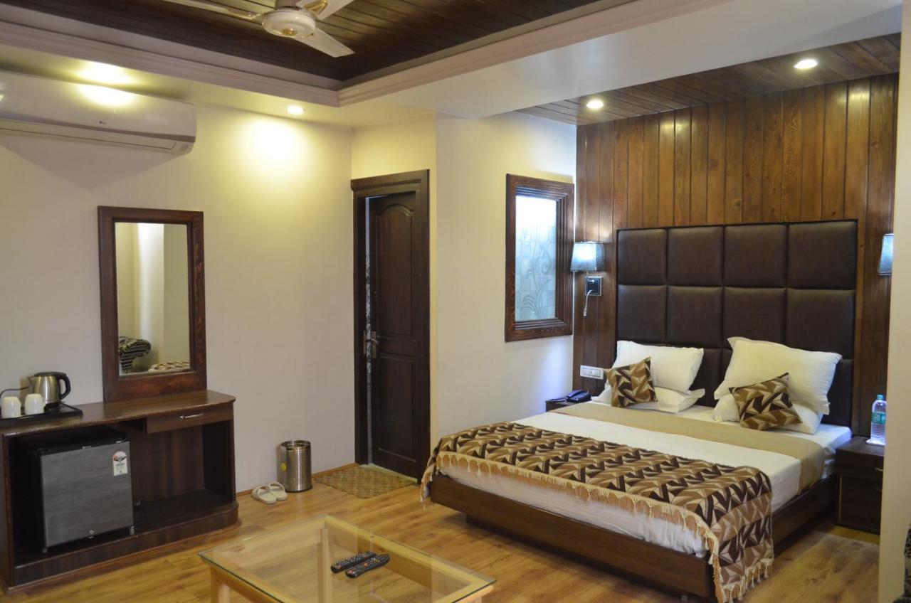 Hotel The Valley View Kashmir Srīnagar Exterior foto